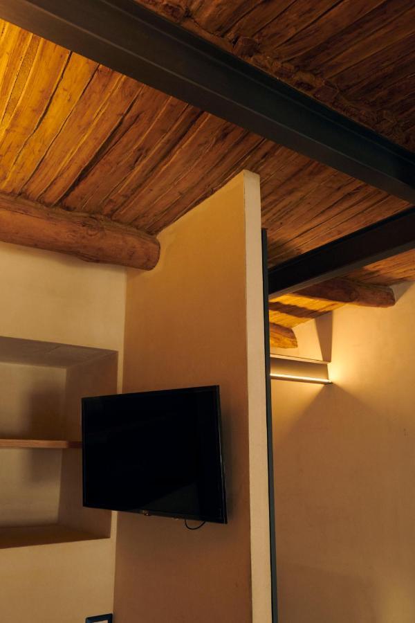 Dada Home, Loft Di 38 Mq Tra Napoli E Pompei ポルティチ エクステリア 写真